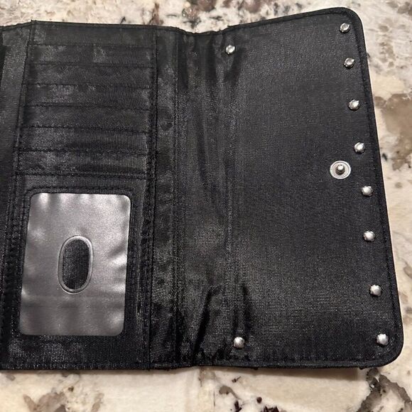 NWOT Guess Black Women's Wallet - Picture 11 of 14